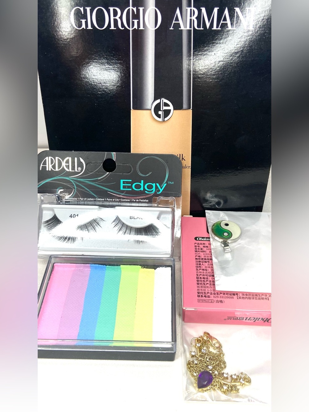 Six items host support